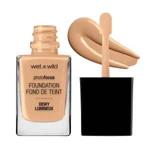 Wet & Wild Photo Focus™ Foundation- DEWY LUMINEUX Classic Beige 30ml